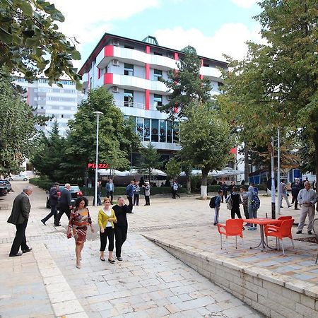 Hotel Piazza Peshkopi Luaran gambar