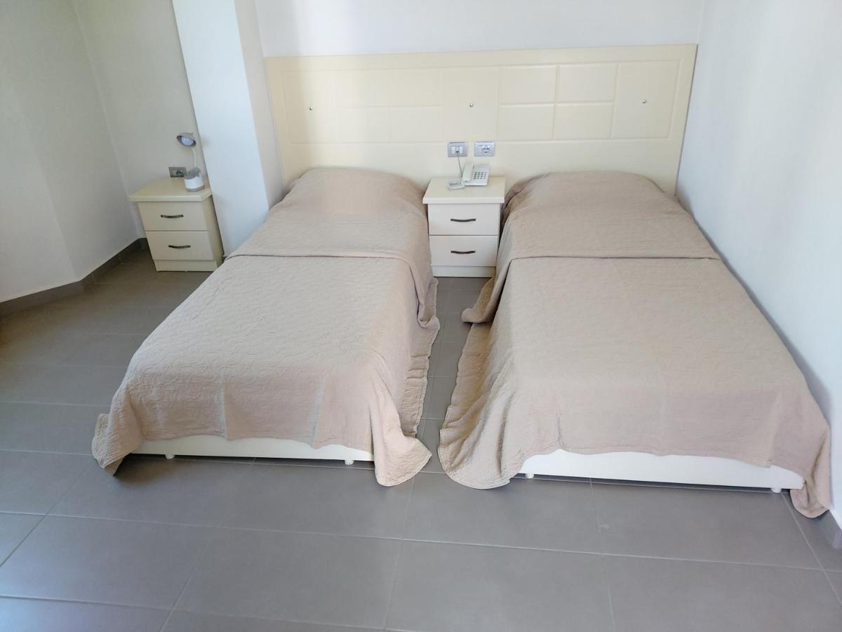 Hotel Piazza Peshkopi Luaran gambar