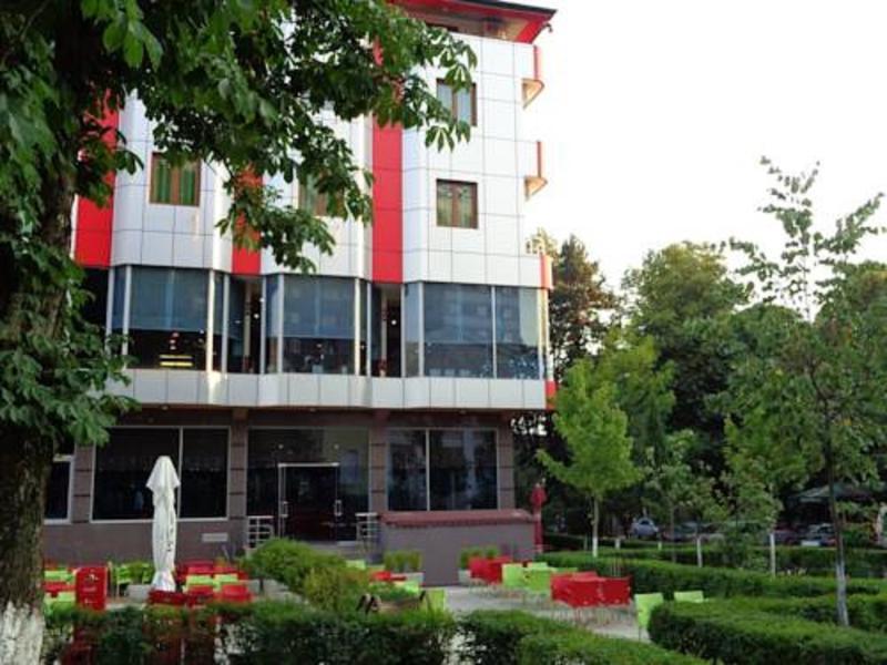 Hotel Piazza Peshkopi Luaran gambar