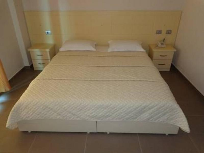 Hotel Piazza Peshkopi Luaran gambar