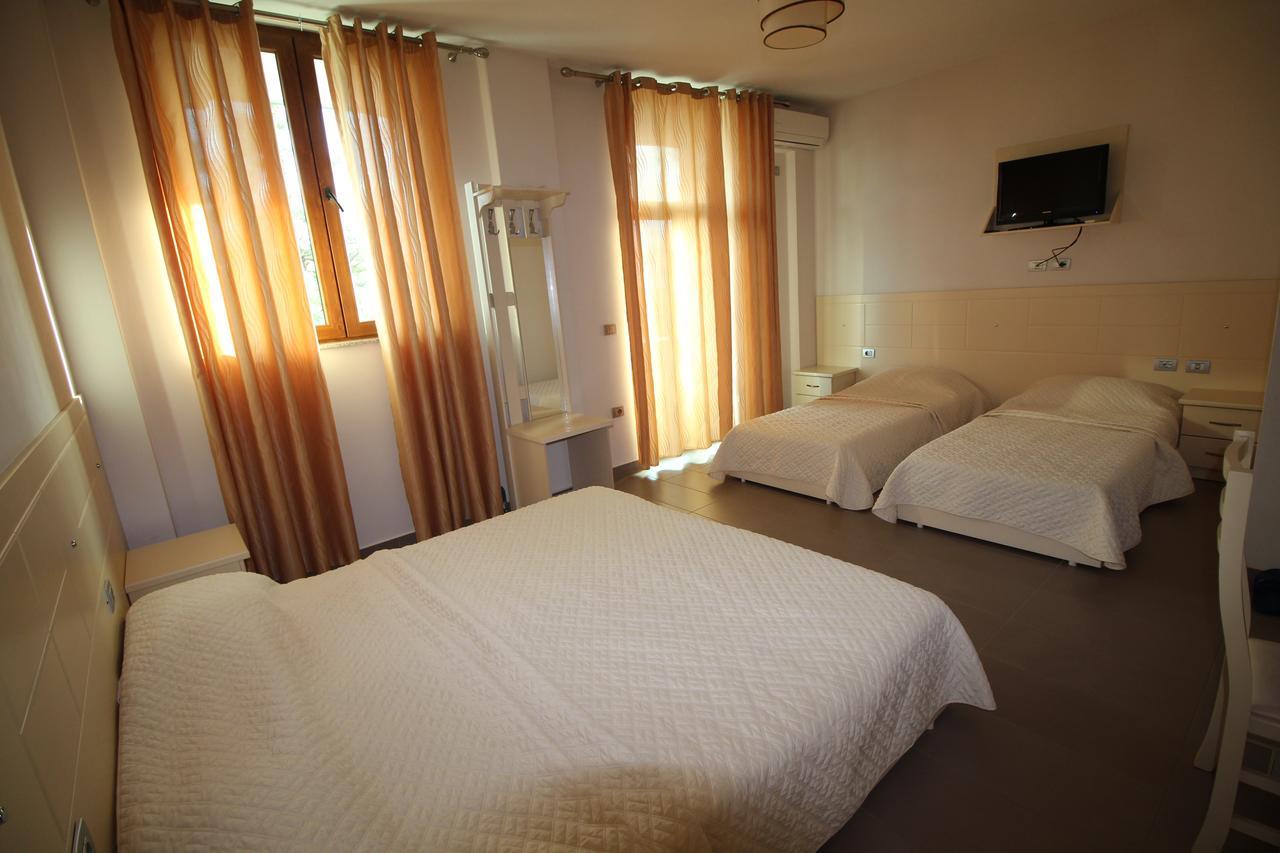 Hotel Piazza Peshkopi Luaran gambar